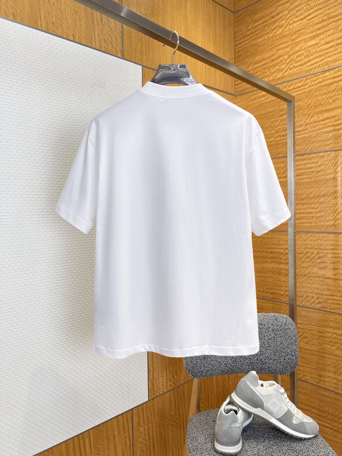 short sleeves